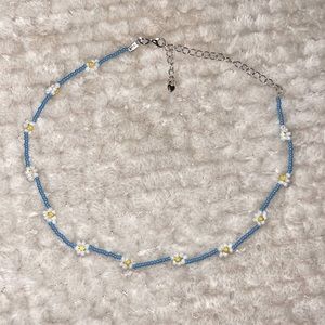 Hand-Made flower beaded necklace adjustable